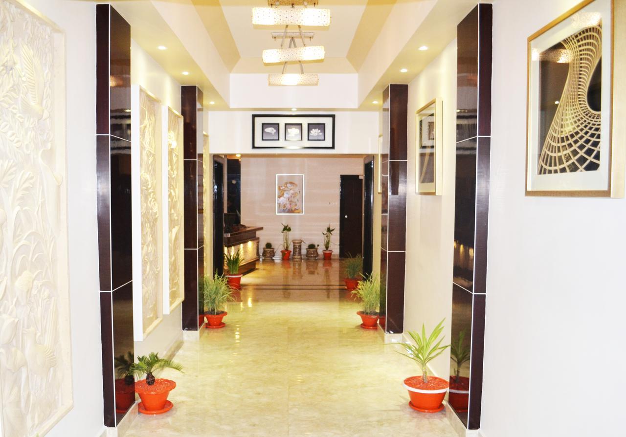 Hotel Krc Palace Tezpur Exterior photo