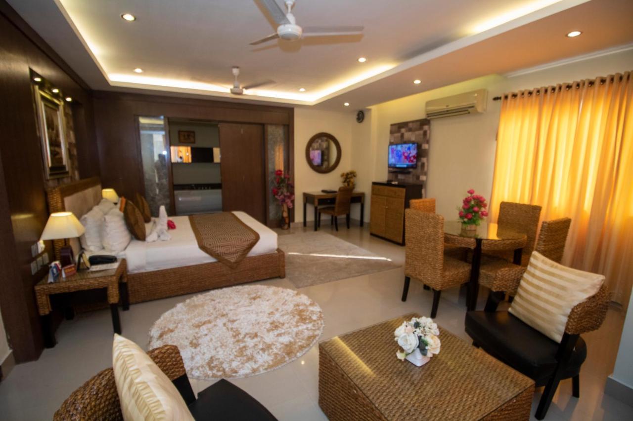Hotel Krc Palace Tezpur Exterior photo