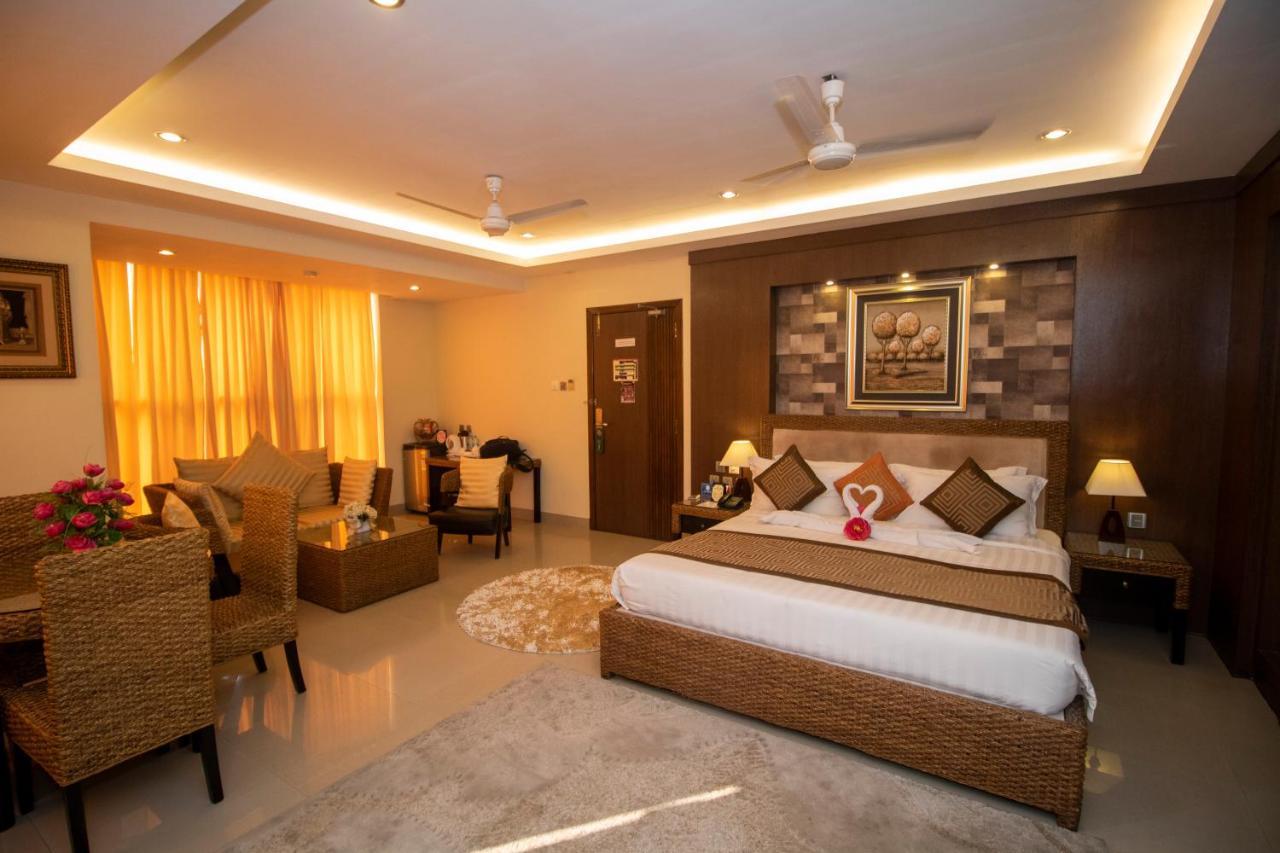 Hotel Krc Palace Tezpur Exterior photo